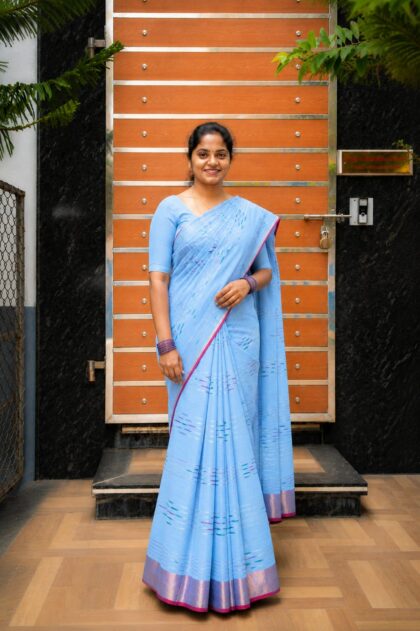 Kadhi Cotton Checked Sarees Sky Blue