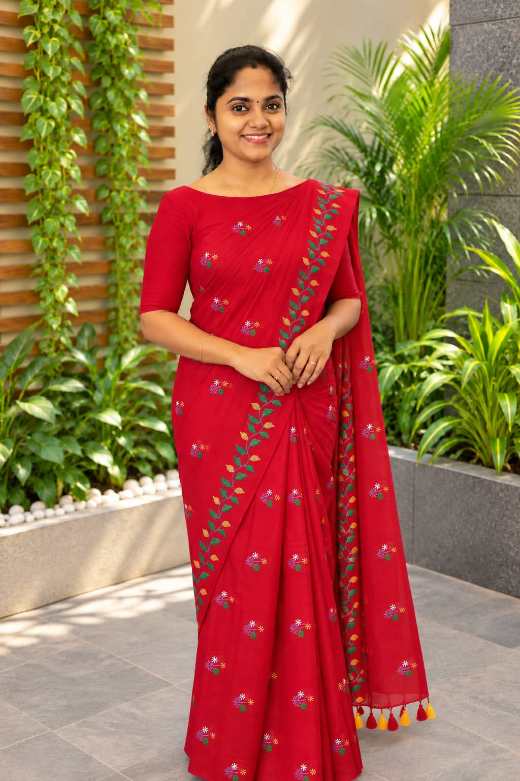 Khadi Mull Pure Cotton Sarees Green Leaf (Red & Yellow)